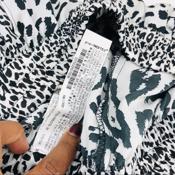 Leopard Cheetah Satin Shorts - Picture 3 of 3